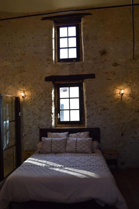 Tour Medievale Fortifiee Entierement Restaure Saint-Sever  Exterior foto