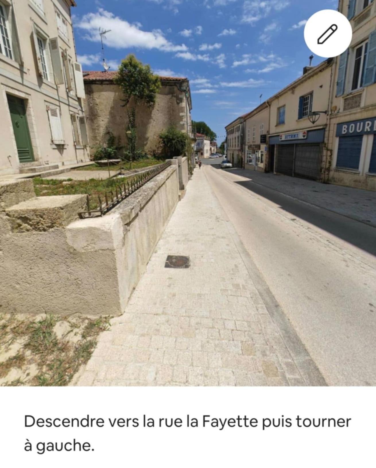Tour Medievale Fortifiee Entierement Restaure Saint-Sever  Exterior foto