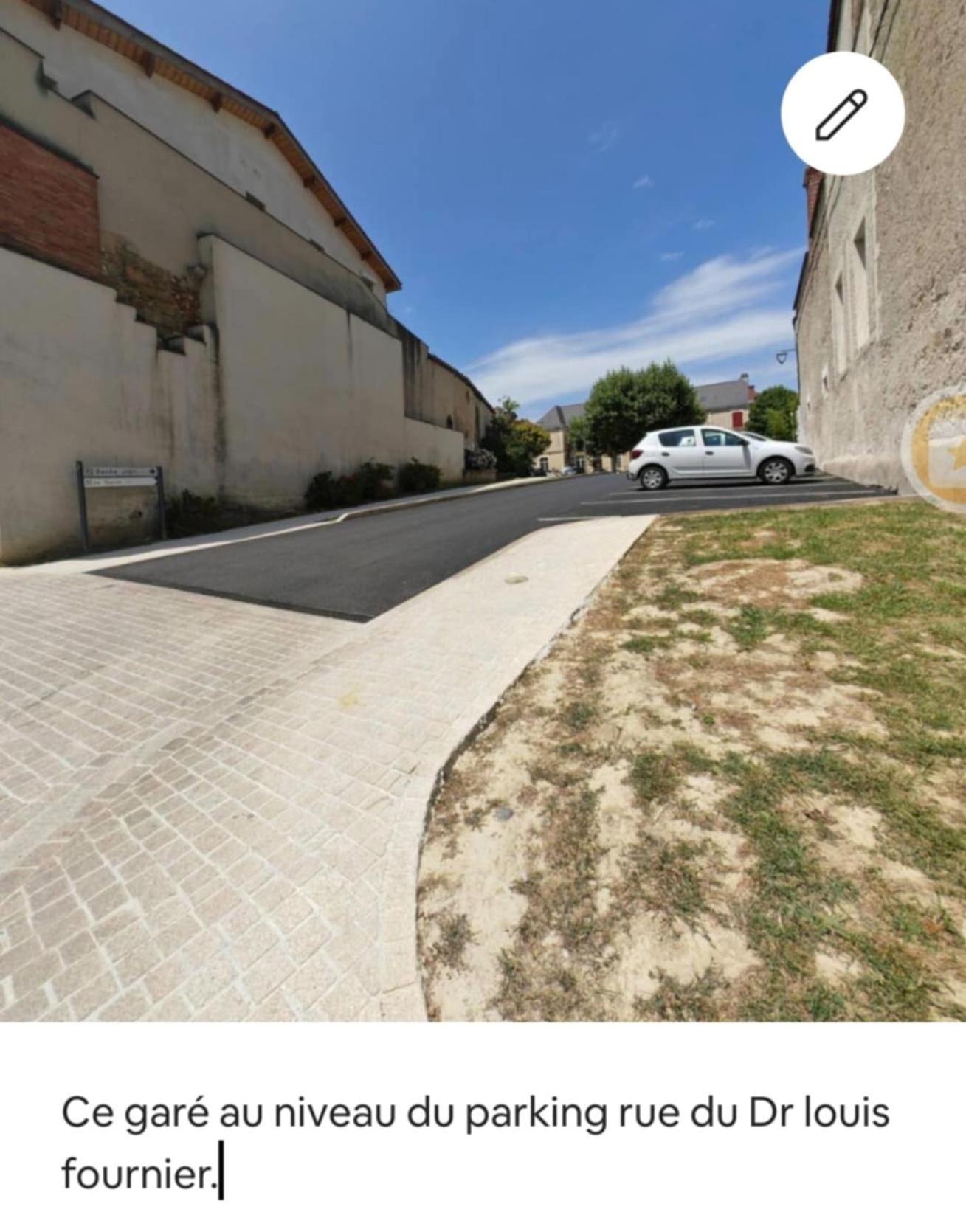 Tour Medievale Fortifiee Entierement Restaure Saint-Sever  Exterior foto